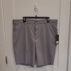 Walter Hagen Gray Flat Front Golf Shorts